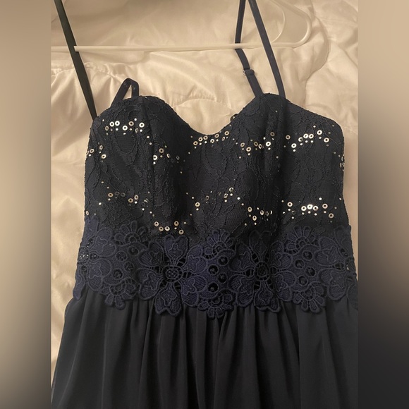 Stunning Navy Sequin Semi Formal or Bridesmaid's Dress 🥂 - Picture 10 of 10